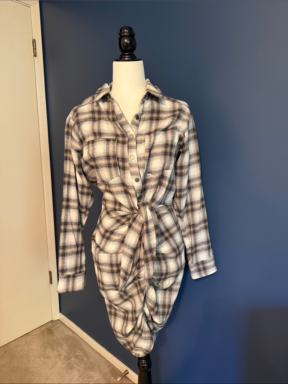Plaid Tie-Front Women's Shirt Dress in Black, White and Tan